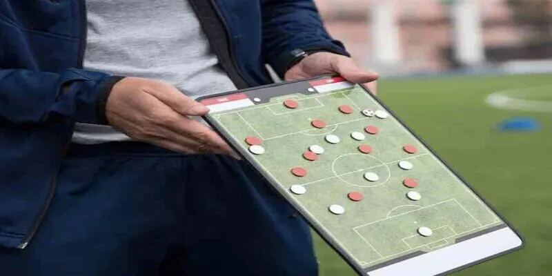Các yếu tố có sự liên quan mật thiết đến đội hình thi đấu